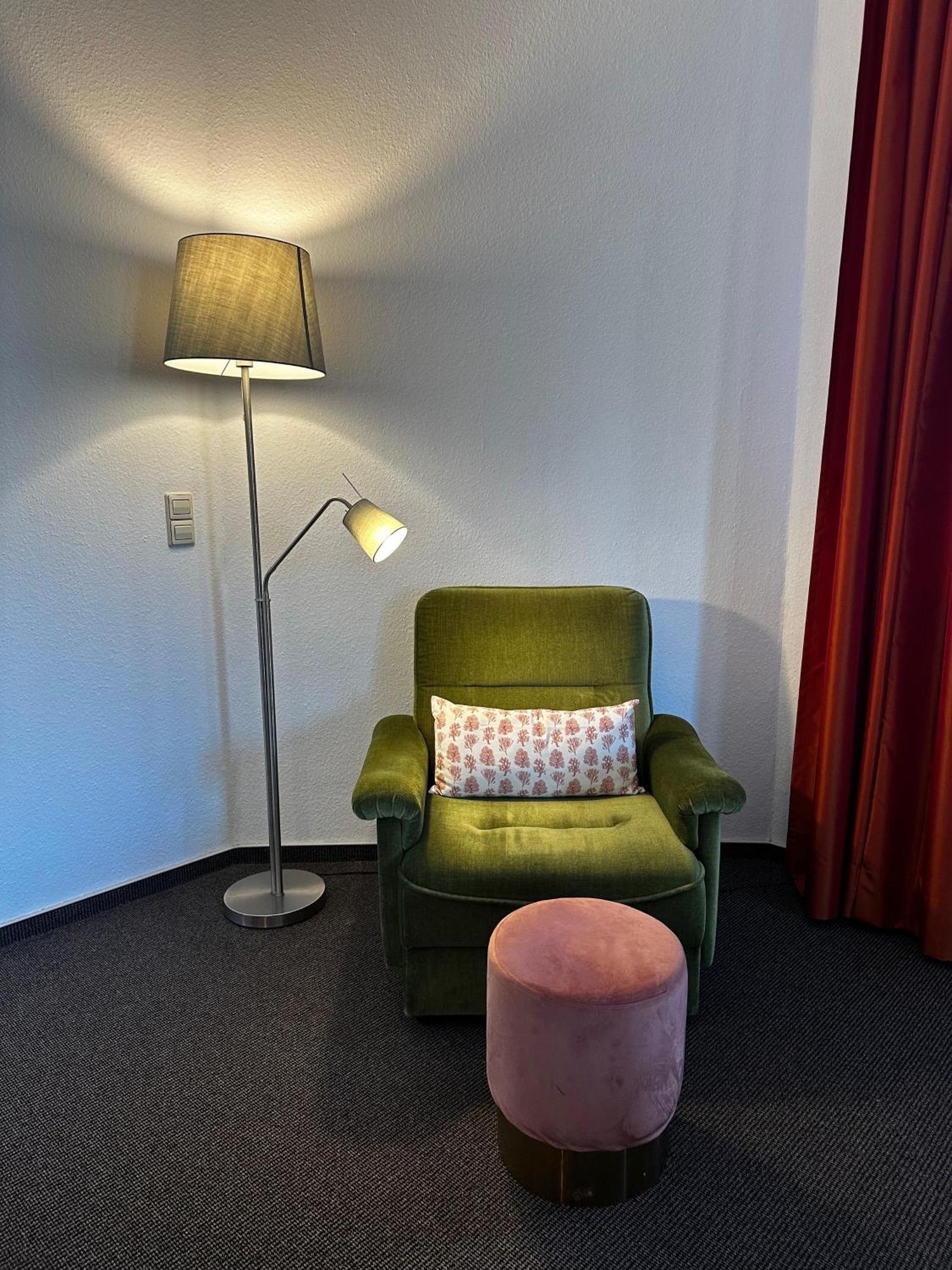 Maisonettewohnung Im Loft Stil Mit Wunderschoener Terrasse 카를스루에 외부 사진